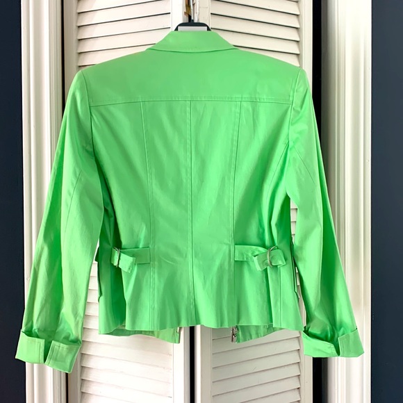 Anne Klein stretch blazer in mint green, size 6. - Picture 2 of 4